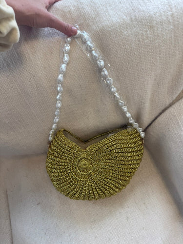 SALE - Cesi Conch (Shiny Gold Lurex)