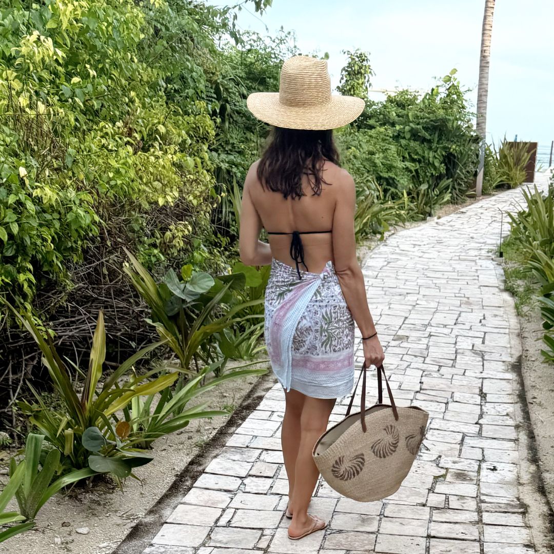 Woven straw tote with leather straps – The Anna Tote 