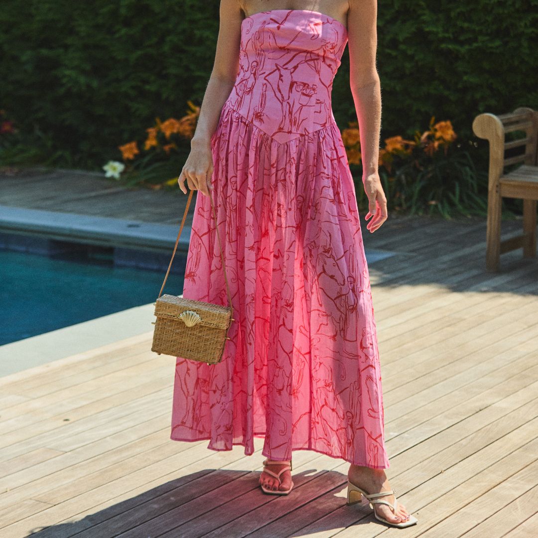 Vintage-inspired straw box bag with leather shoulder strap – Styled