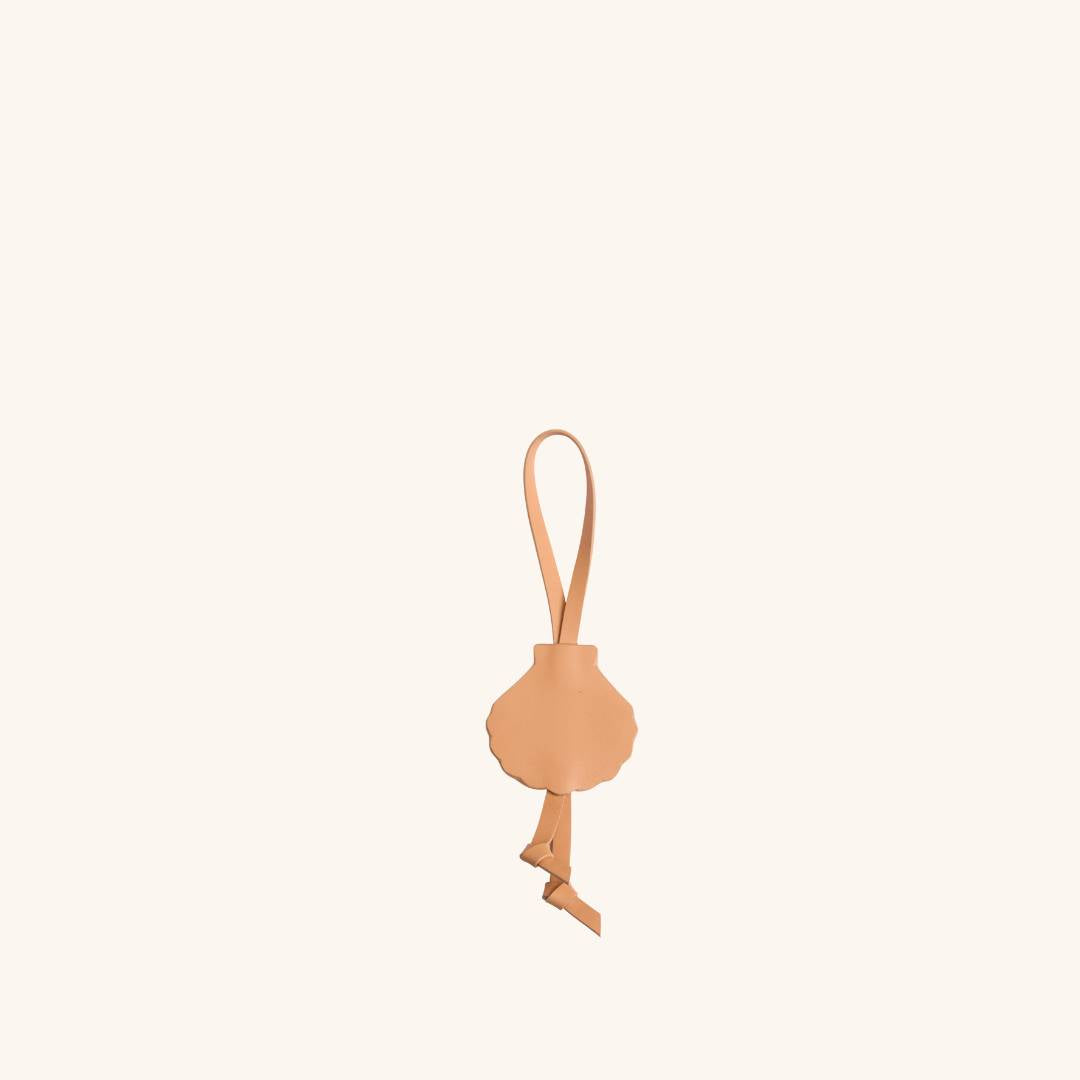 POOLSIDE Shell Bag Charm