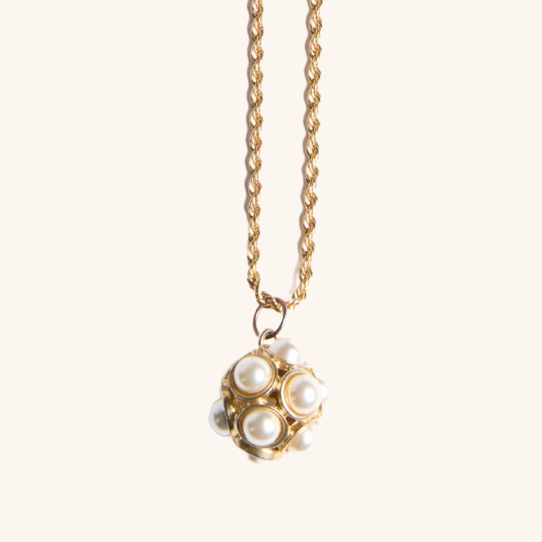 Vintage pearl bubble pendant necklace in goldtone — statement charm necklace accessory